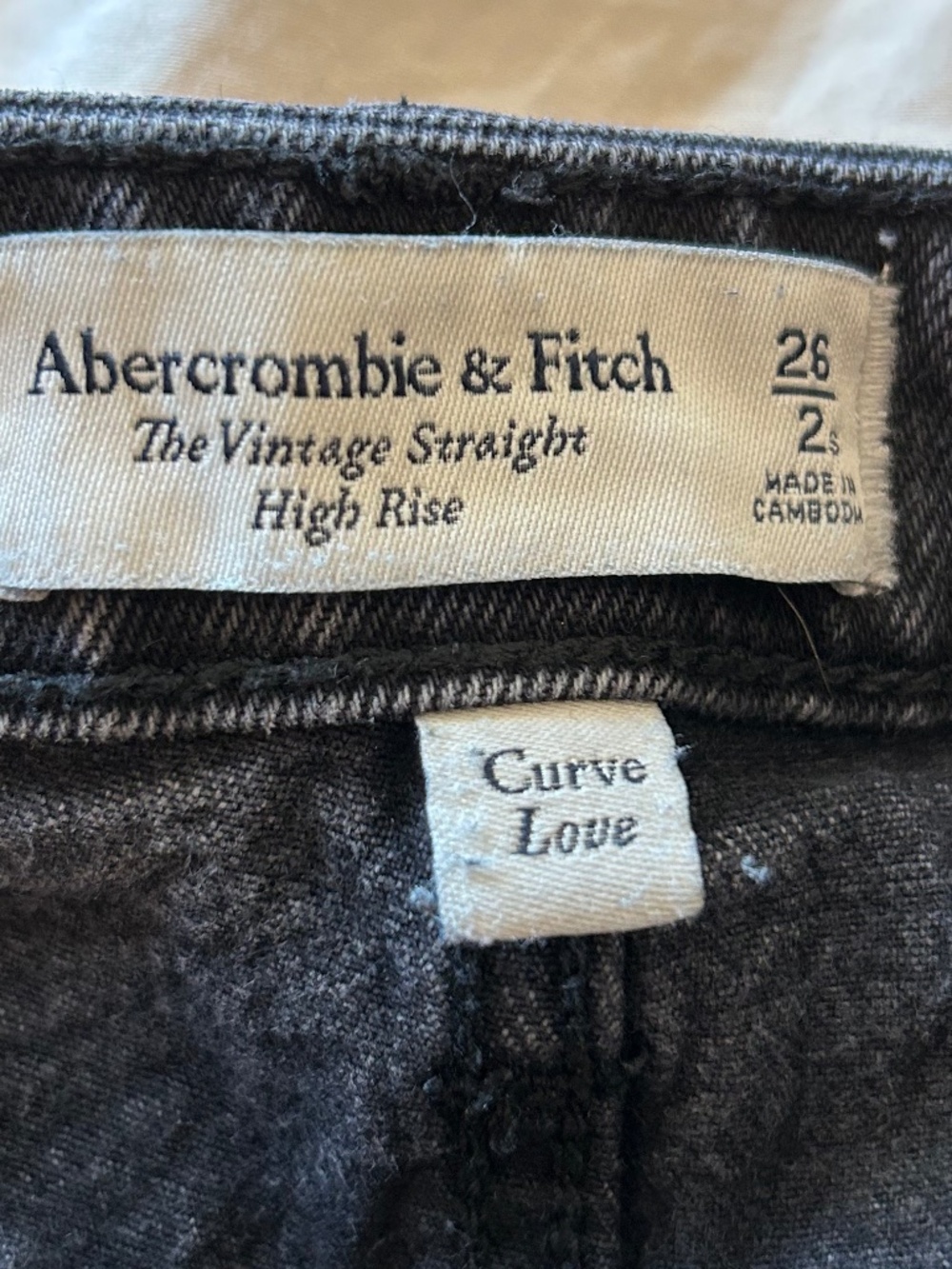 Abercrombie & Fitch - Black Vintage Straight High Rise Jean - 2/26 Curve Love - Picture 3 of 3